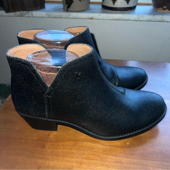 Vionic Liv Metallic leather Cutout Ankle Boots Size 7.5M black - Picture 6 of 11